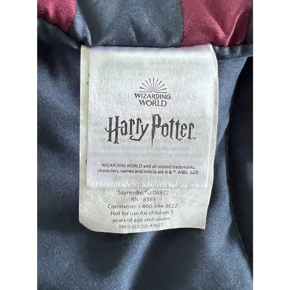 Wizarding World Harry Potter Hogwarts Blue Burgundy Twin/Full Size Comforter